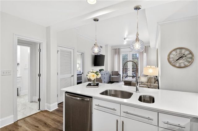 2255 Peachtree NE Road 323, Atlanta, GA 30309