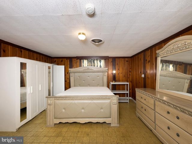 5602 EMERSON ST, Hyattsville, MD 20781