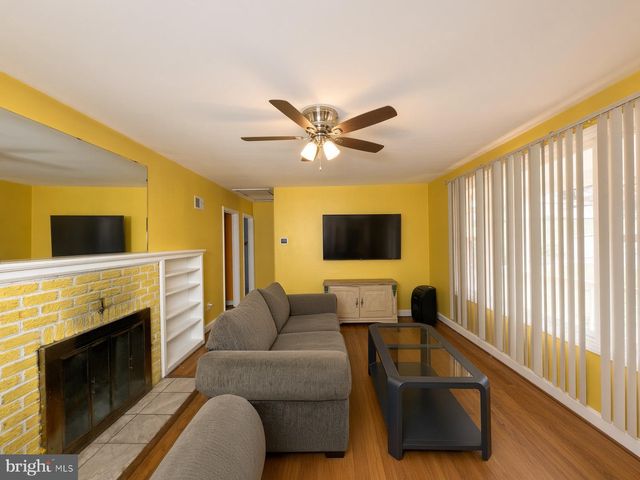 5602 EMERSON ST, Hyattsville, MD 20781
