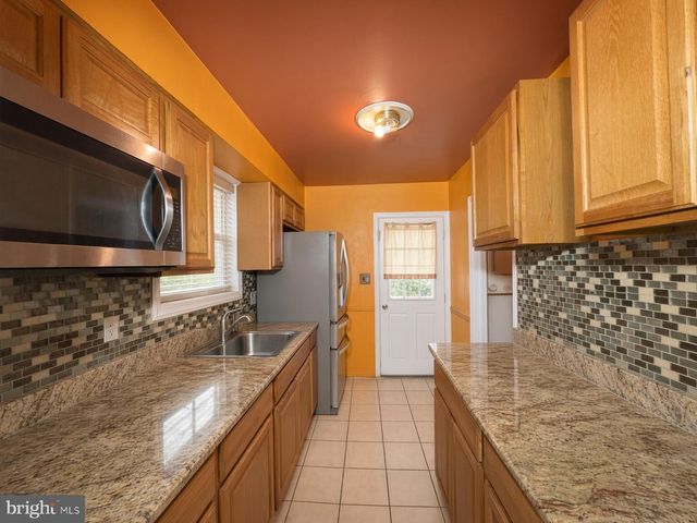 5602 EMERSON ST, Hyattsville, MD 20781