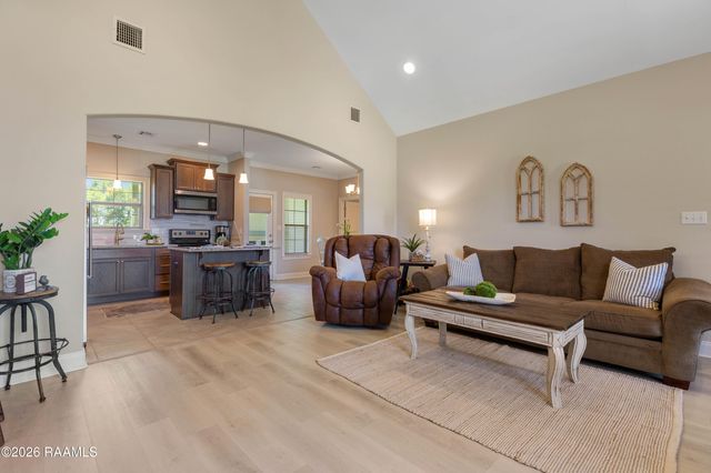 143 Rue Village, Maurice, LA 70555