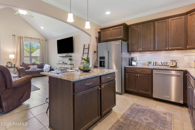 143 Rue Village, Maurice, LA 70555