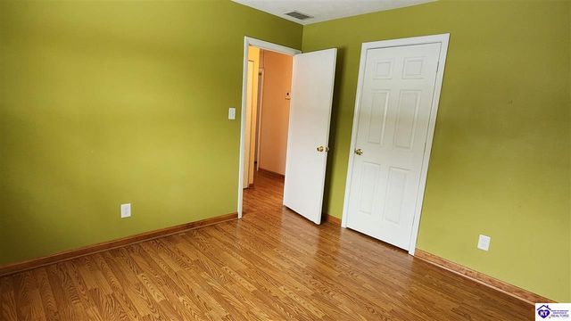 7501 Rutledge Road, Louisville, KY 40258