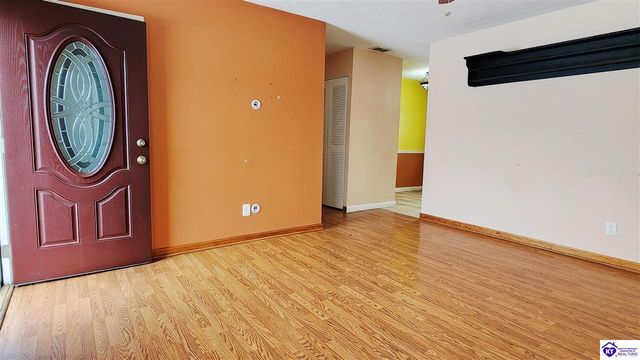 7501 Rutledge Road, Louisville, KY 40258