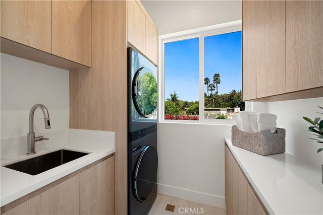 4209 Elmer, Studio City, CA 91602