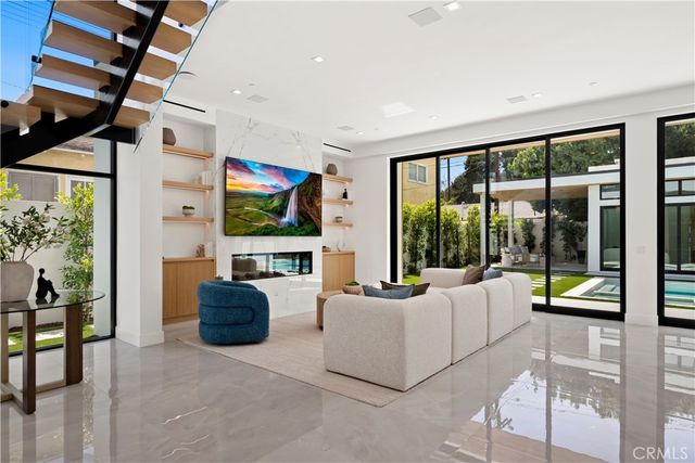 4209 Elmer, Studio City, CA 91602
