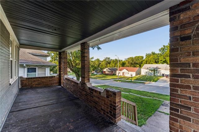 3403 Cleveland Avenue, Kansas City, MO 64128