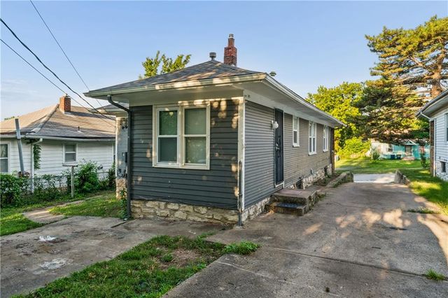 3403 Cleveland Avenue, Kansas City, MO 64128