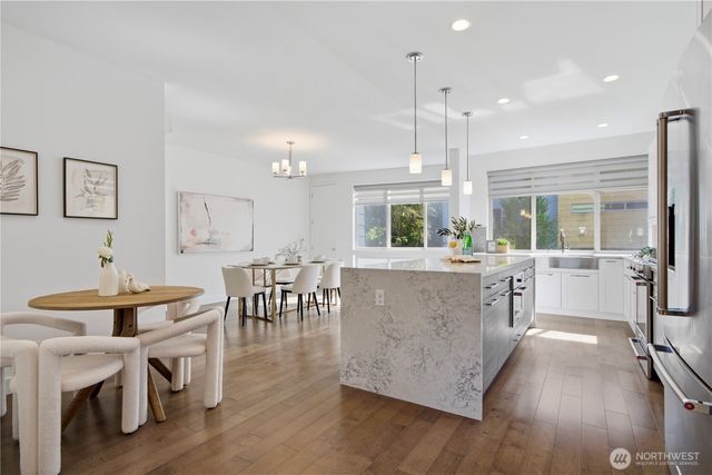16347 NE 12th Place, Bellevue, WA 98008