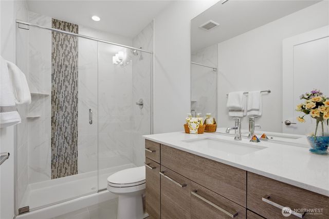 16347 NE 12th Place, Bellevue, WA 98008