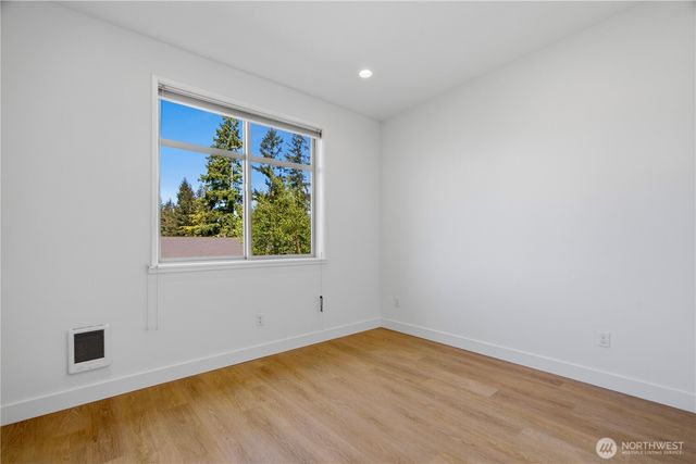 16347 NE 12th Place, Bellevue, WA 98008