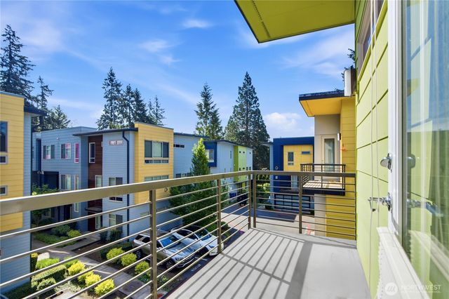 16347 NE 12th Place, Bellevue, WA 98008