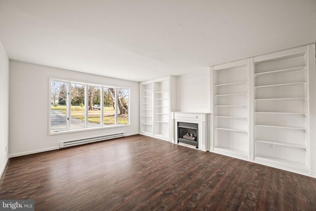 13 KELLER RD, Cochranville, PA 19330