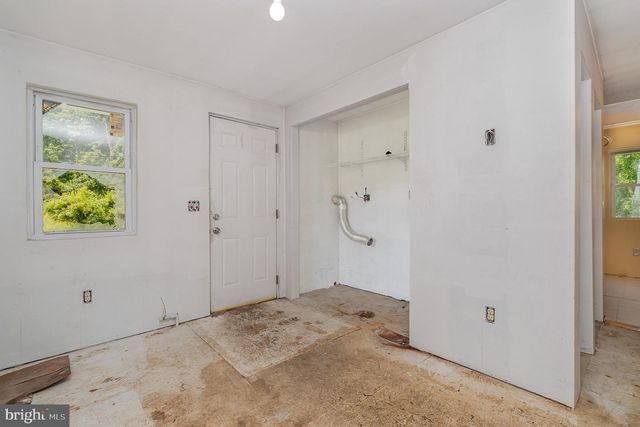 1071 MANADA BOTTOM ROAD, Harrisburg, PA 17112
