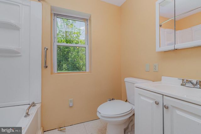 1071 MANADA BOTTOM ROAD, Harrisburg, PA 17112