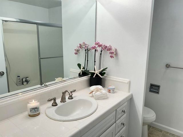 640 W Solana Circle 27, Solana Beach, CA 92075