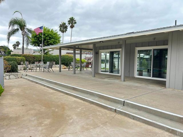 640 W Solana Circle 27, Solana Beach, CA 92075