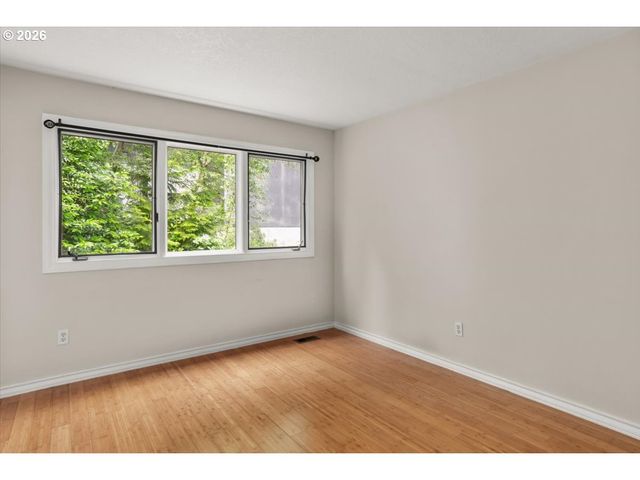 2920 Nw SHENANDOAH Ter, Portland, OR 97210