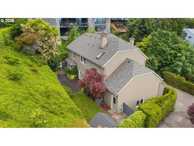 2920 Nw SHENANDOAH Ter, Portland, OR 97210