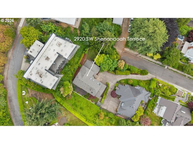 2920 Nw SHENANDOAH Ter, Portland, OR 97210