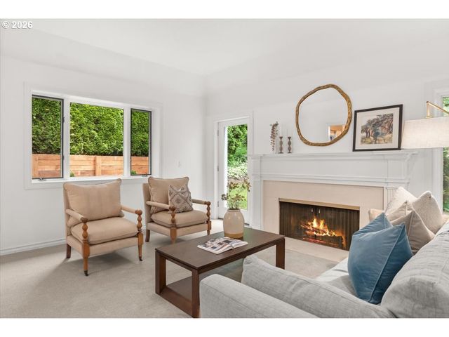 2920 Nw SHENANDOAH Ter, Portland, OR 97210