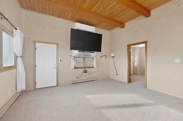 26 Apache Creek Road, Santa Fe, NM 87505