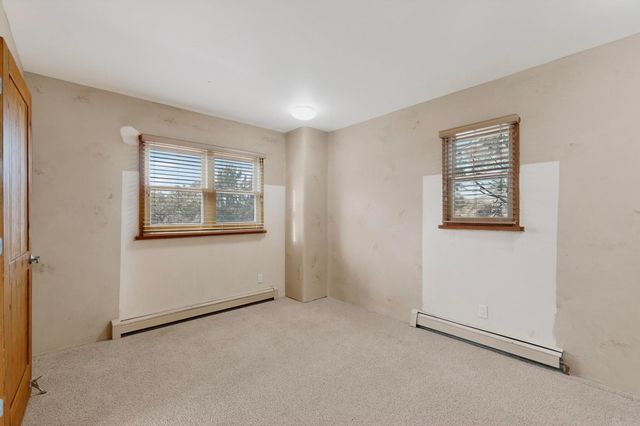 26 Apache Creek Road, Santa Fe, NM 87505