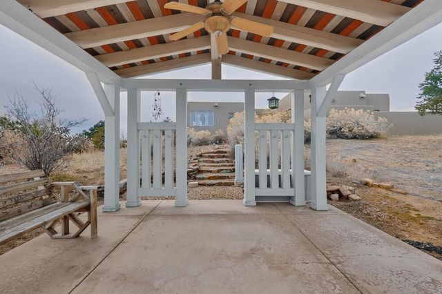 26 Apache Creek Road, Santa Fe, NM 87505