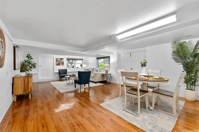 2392 Waiomao Road, Honolulu, HI 96816