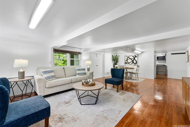 2392 Waiomao Road, Honolulu, HI 96816
