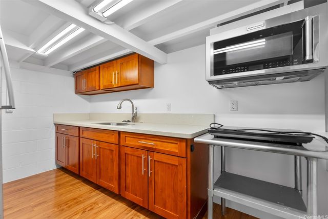 2392 Waiomao Road, Honolulu, HI 96816