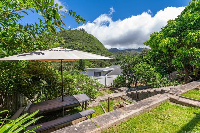 2392 Waiomao Road, Honolulu, HI 96816
