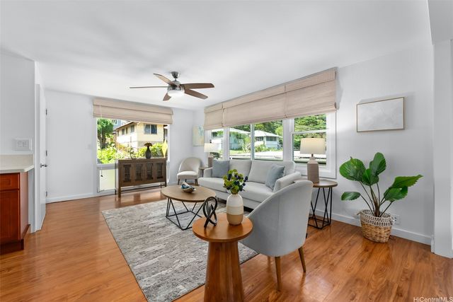 2392 Waiomao Road, Honolulu, HI 96816