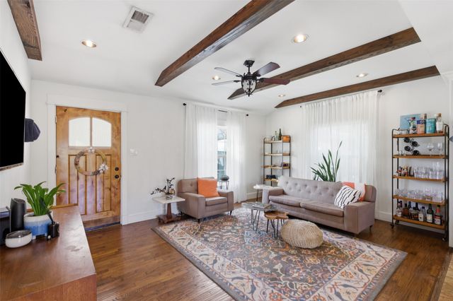 117 W Avenue E, Garland, TX 75040