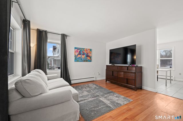 95 Hampton Street, Hartford, CT 06120