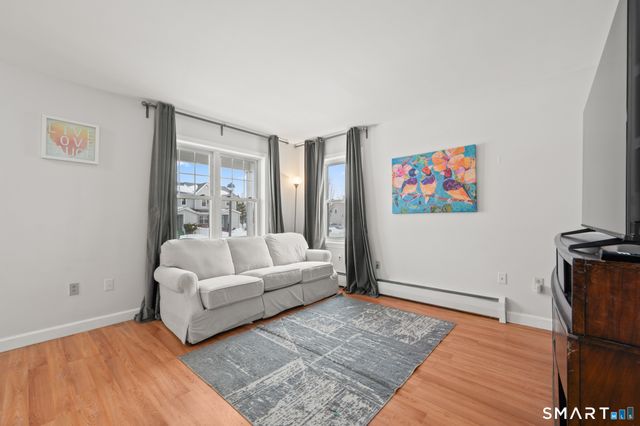 95 Hampton Street, Hartford, CT 06120