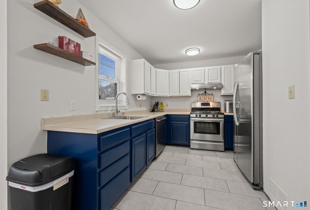 95 Hampton Street, Hartford, CT 06120