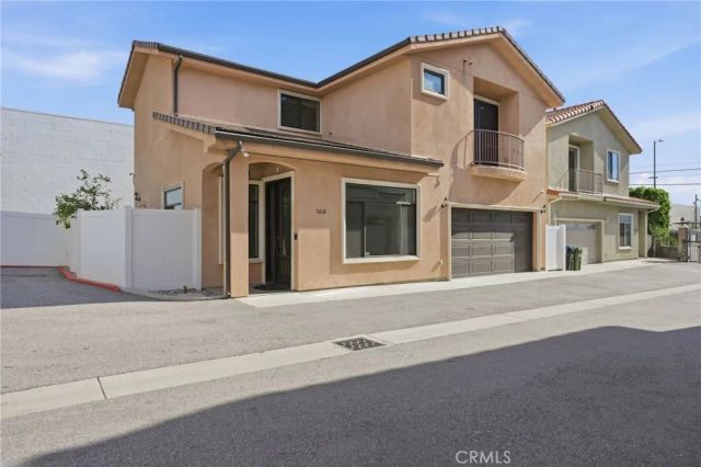 7608 Ani Way, North Hollywood, CA 91605