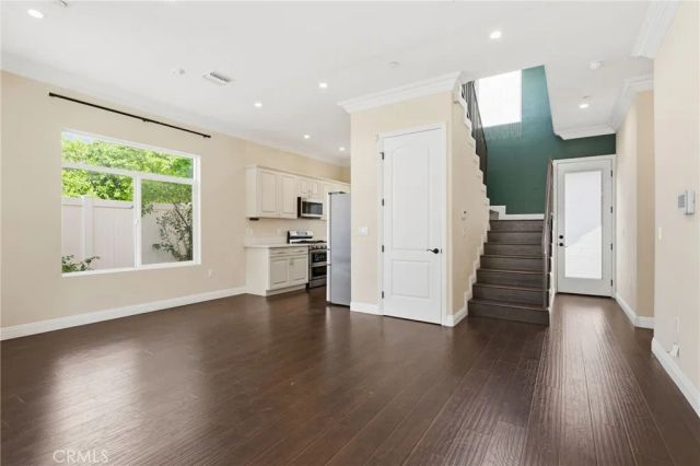 7608 Ani Way, North Hollywood, CA 91605