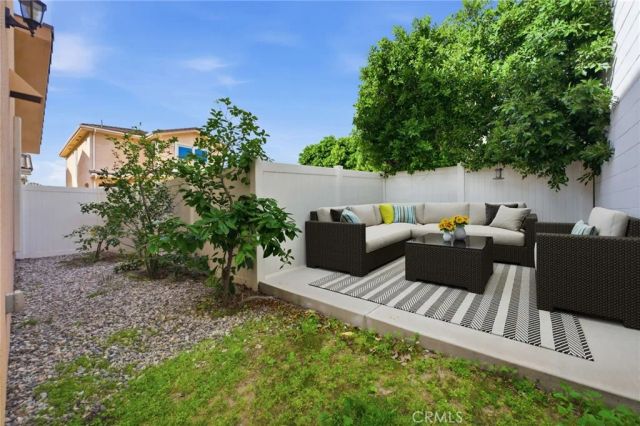 7608 Ani Way, North Hollywood, CA 91605