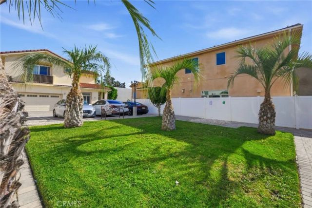 7608 Ani Way, North Hollywood, CA 91605