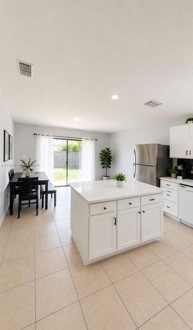 11001 SW 218th Ter, Miami, FL 33170