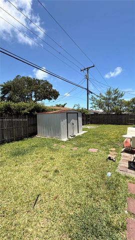 11001 SW 218th Ter, Miami, FL 33170