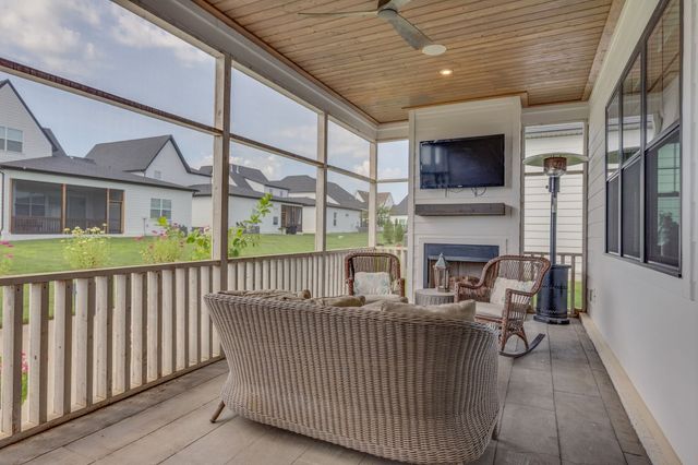 5731 Willoughby Way, Murfreesboro, TN 37129