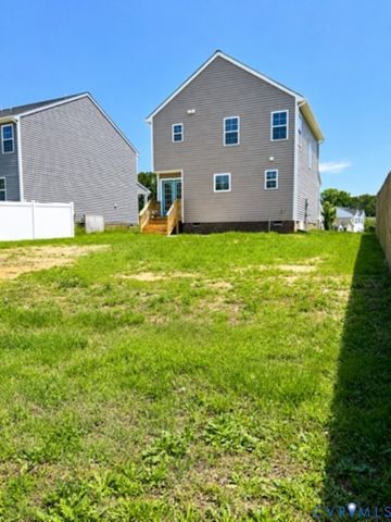 11825 Farnham Woods Dr, Midlothian, VA 23112