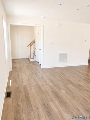 11825 Farnham Woods Dr, Midlothian, VA 23112