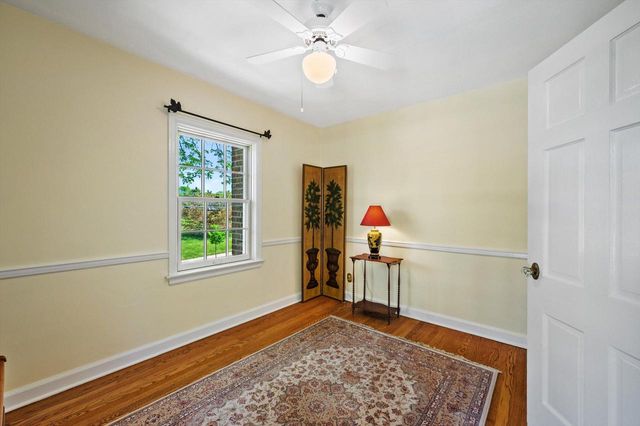 6175 N Kent AVENUE, Whitefish Bay, WI 53217