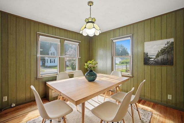115 Connecticut Ave, Springfield, MA 01104