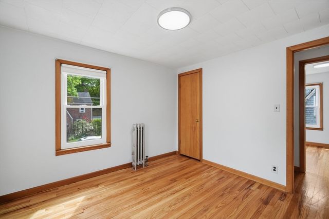 115 Connecticut Ave, Springfield, MA 01104