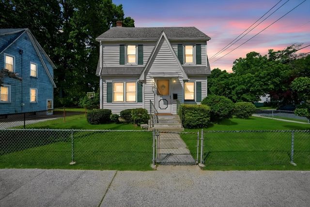 115 Connecticut Ave, Springfield, MA 01104